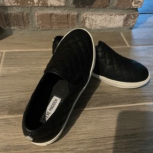 NWOT Steve Madden Slip On Sneakers
